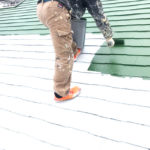 屋根中塗りの画像